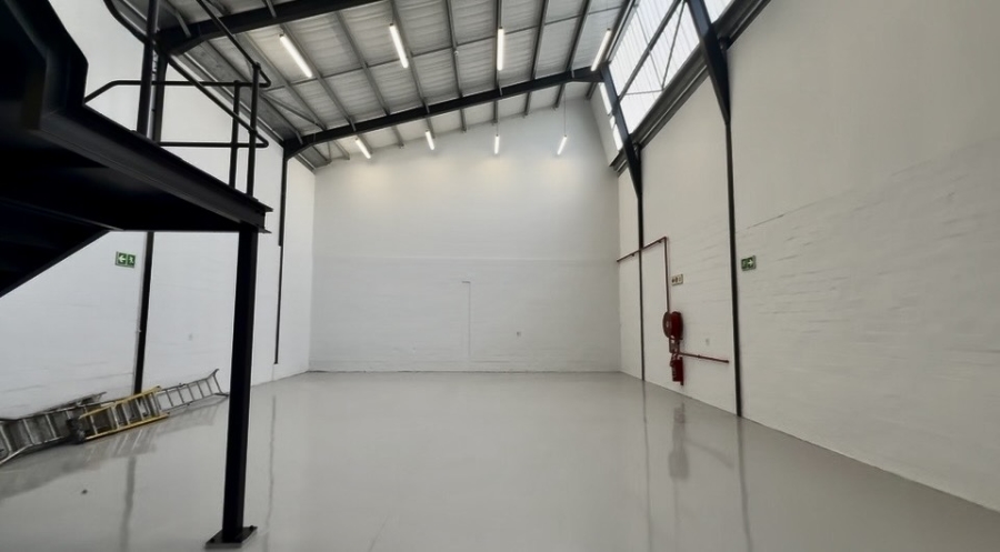 To Let Commercial Property for Rent in Firgrove Western Cape